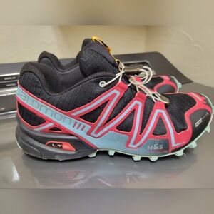 Salomon Speedcross Women's Black and Red Athletic Trail Shoes 8